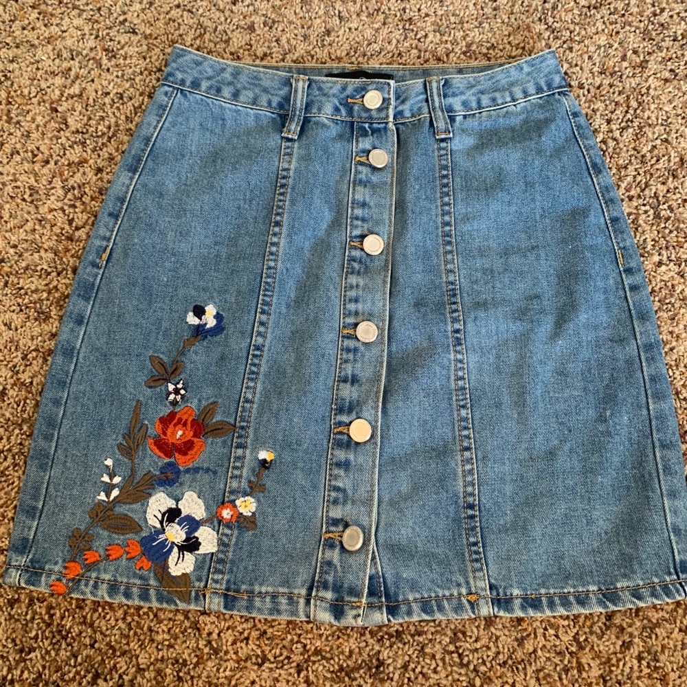 Lizard thicket denim skirt